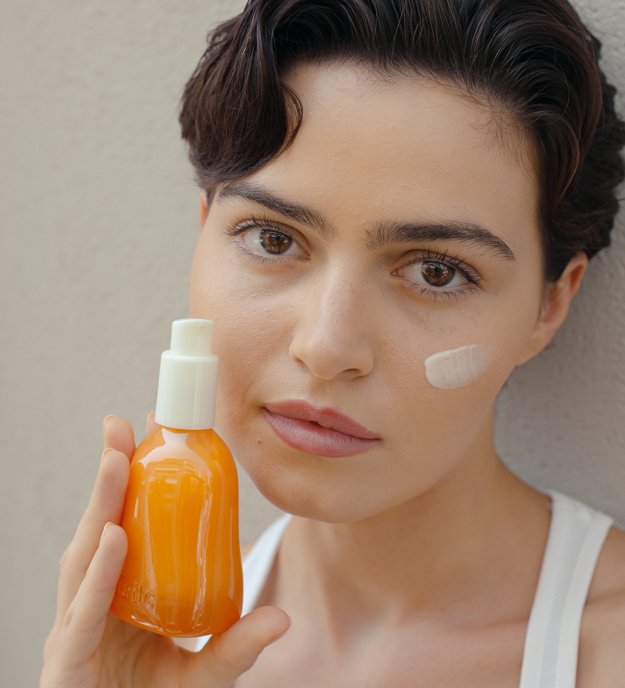 Rich moisturiser for radiant, hydrated skin
