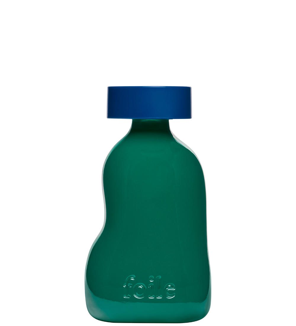 Foile Skin Sponge Serum bottle with dropper